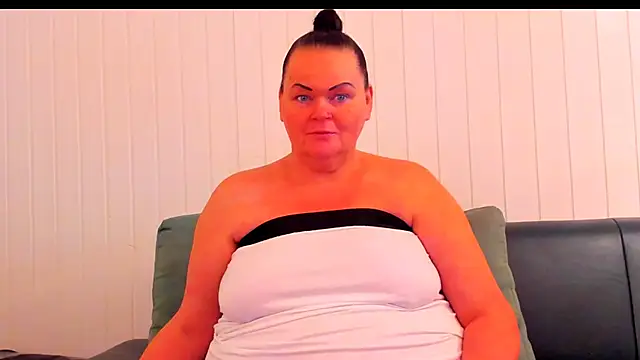 MilanaBiegert online show from January 10, 9:33 am