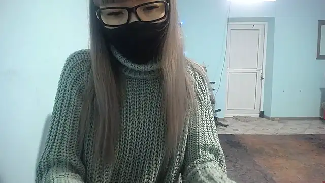 elllaaxx online show from January 2, 4:52 am