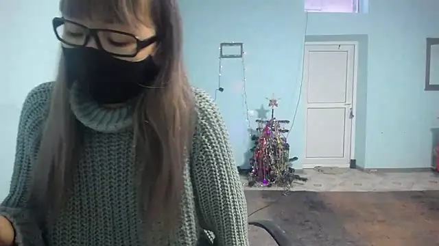 elllaaxx online show from January 4, 11:22 am