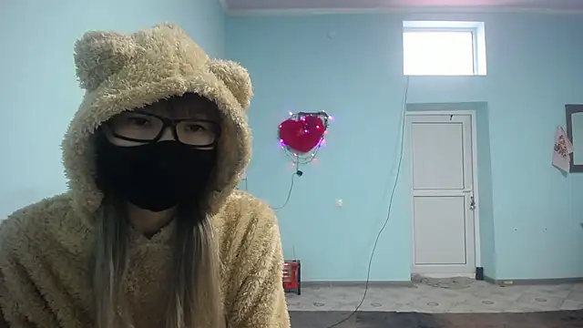 elllaaxx online show from February 12, 3:29 am