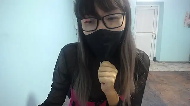 elllaaxx online show from October 4, 4:43 am