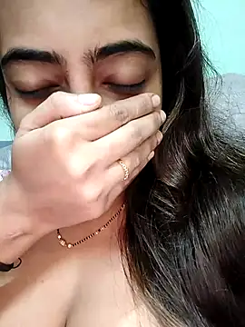 sexyindi couple online show from December 21, 5:07 pm