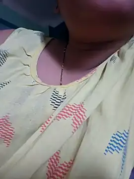 sexyindi couple online show from March 2, 5:44 am