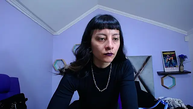 Snapshot of Naughty_Kittenm chatting on January 17, 10:44 am Naughty Kittenm online show from January 17, 10:44 am