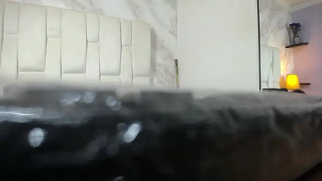 Snapshot of Naughty_Kittenm chatting on February 14, 10:49 am Naughty Kittenm online show from February 14, 10:49 am