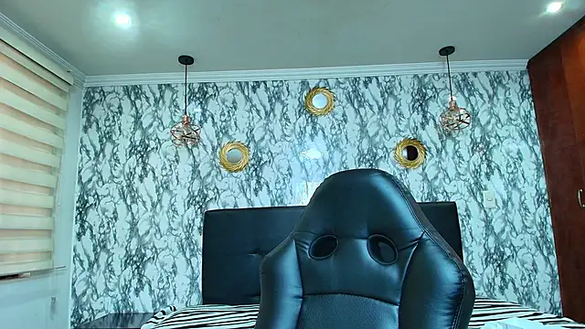 Snapshot of Naughty_Kittenm chatting on February 22, 2:08 pm Naughty Kittenm online show from February 22, 2:08 pm