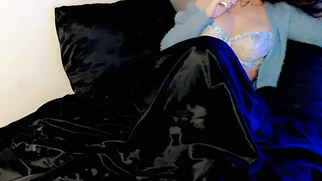 hotmask online show from March 21, 7:50 pm