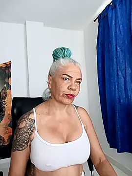 freyadevil333 online show from January 18, 12:42 pm