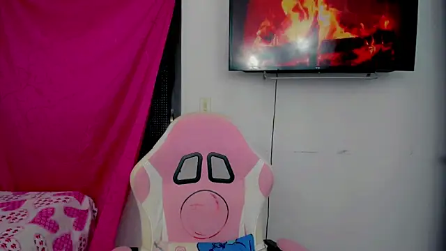 sunshine uwu22 online show from January 17, 9:28 pm