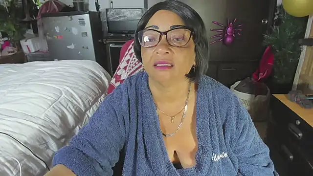 Snapshot of Mrs_mommy_ chatting on November 14, 4:49 pm Mrs mommy online show from November 14, 4:49 pm