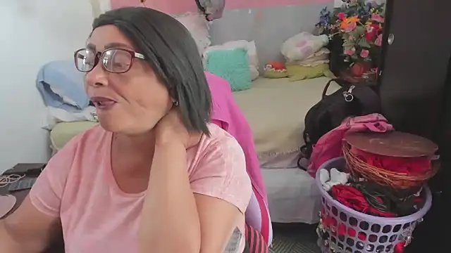 Mrs mommy  online show from April 7, 5:57 pm