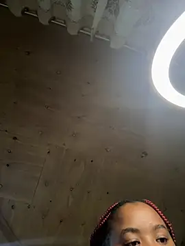 Snapshot of Linahlove chatting on December 30, 10:12 pm Linahlove online show from December 30, 10:12 pm