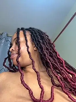 Snapshot of Linahlove chatting on November 21, 4:49 pm Linahlove online show from November 21, 4:49 pm