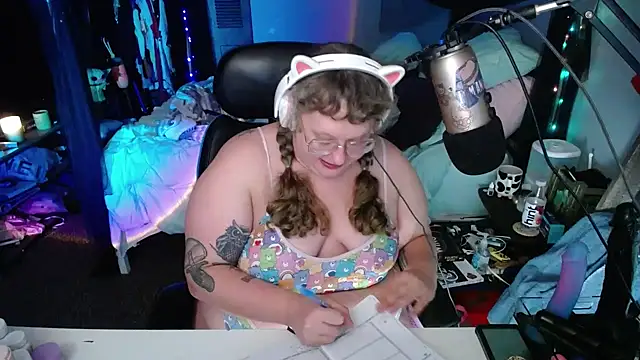 FatVeronica online show from January 12, 9:19 am