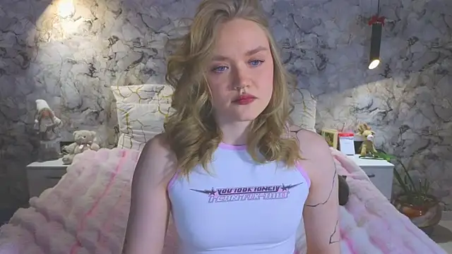 Aurora Golden1 online show from April 23, 6:47 am