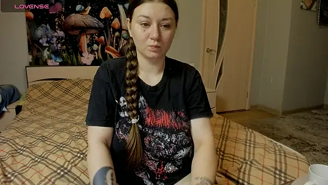 AlisaBacker online show from November 11, 12:27 pm