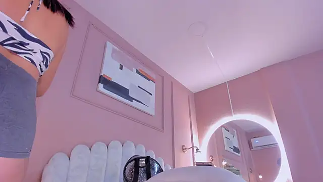 Snapshot of lia_ass_ chatting on February 13, 10:34 am lia ass online show from February 13, 10:34 am