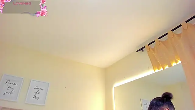 Ananya Kay01 online show from March 17, 11:57 am