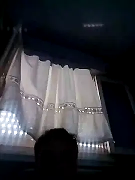 Snapshot of EmeEme11 chatting on January 28, 10:23 am EmeEme11 online show from January 28, 10:23 am