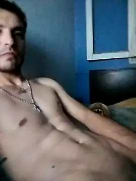 Snapshot of EmeEme11 chatting on January 29, 4:26 am EmeEme11 online show from January 29, 4:26 am