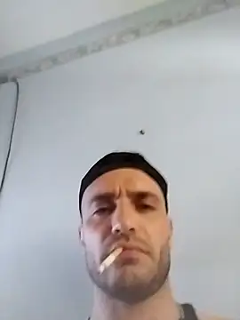 Snapshot of EmeEme11 chatting on February 14, 5:14 pm EmeEme11 online show from February 14, 5:14 pm