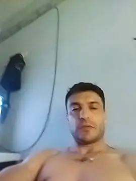 Snapshot of EmeEme11 chatting on December 14, 11:26 am EmeEme11 online show from December 14, 11:26 am