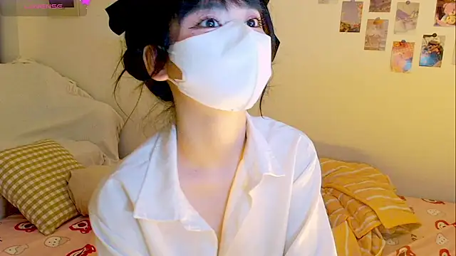 Snapshot of Embez-Damdang chatting on December 21, 9:04 pm Embez-Damdang online show from December 21, 9:04 pm