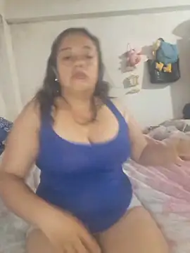  MaripossaSexy  online show from March 27, 7:13 pm