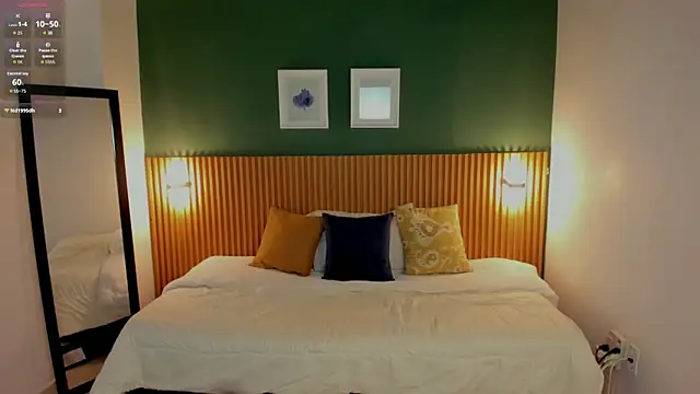 kristen kassi online show from April 15, 7:58 pm