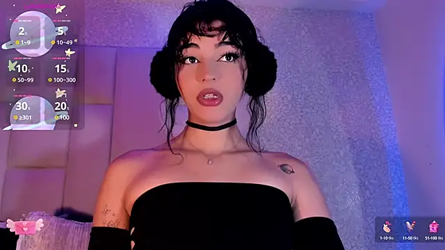 Summer walkerr online show from January 2, 12:35 pm