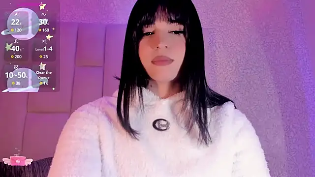 Summer walkerr online show from January 7, 12:31 pm