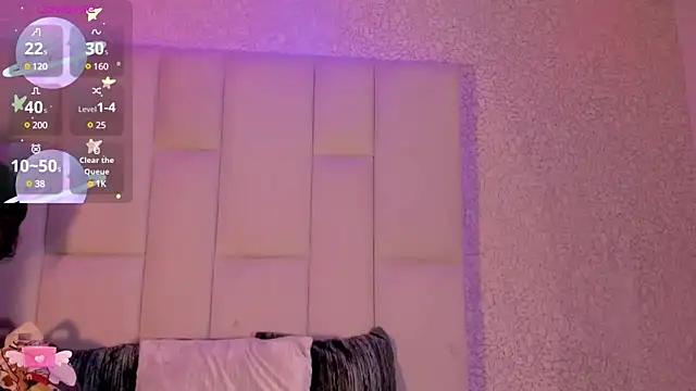 Summer walkerr online show from February 8, 12:28 pm