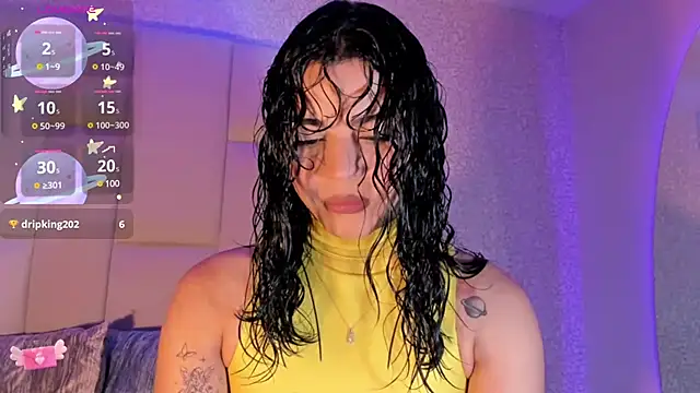 Summer walkerr online show from March 14, 12:40 pm