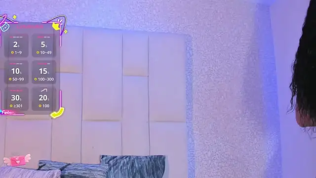 Snapshot of Summer_walkerr chatting on November 6, 1:01 pm Summer walkerr online show from November 6, 1:01 pm