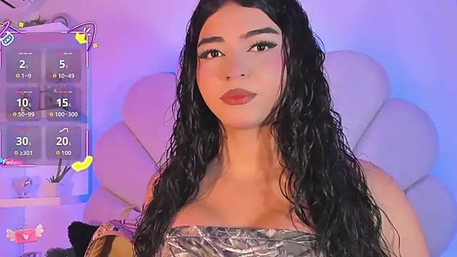 Snapshot of Summer_walkerr chatting on November 17, 12:44 pm Summer walkerr online show from November 17, 12:44 pm