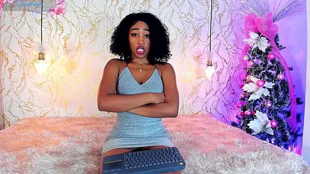 NATALIE PARKERR online show from December 22, 12:35 pm