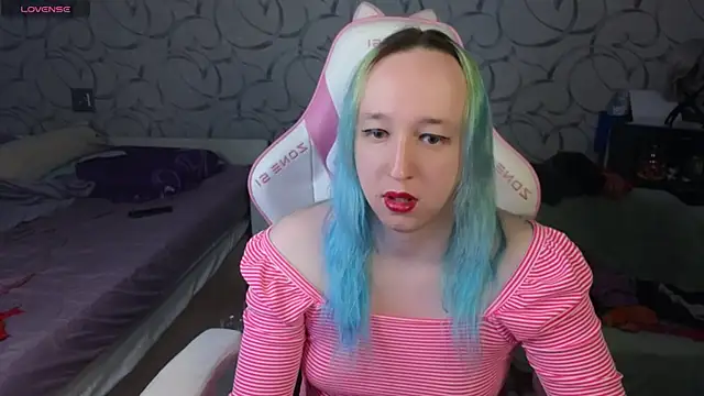 TheTrixy online show from April 13, 12:43 pm