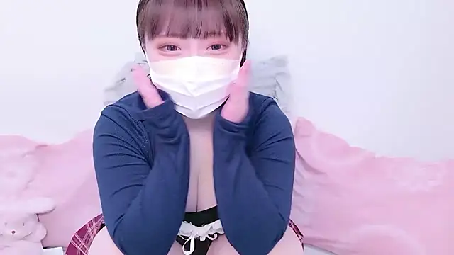 x--Miu--x online show from February 17, 5:15 am