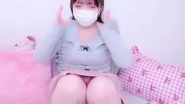 x--Miu--x online show from March 26, 12:11 pm