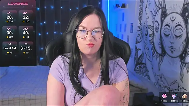 Snapshot of MyNameIsLilith chatting on February 6, 10:48 am MyNameIsLilith online show from February 6, 10:48 am