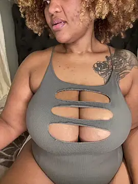 MILL204 online show from December 1, 8:47 pm