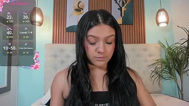 NicolleeEvanss online show from February 5, 11:34 am