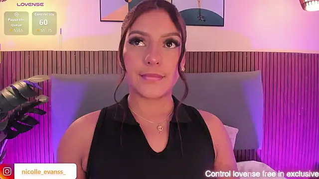 NicolleeEvanss online show from March 26, 11:16 am