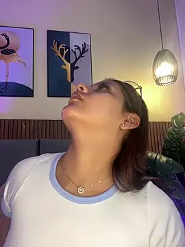 NicolleeEvanss online show from June 17, 10:39 am