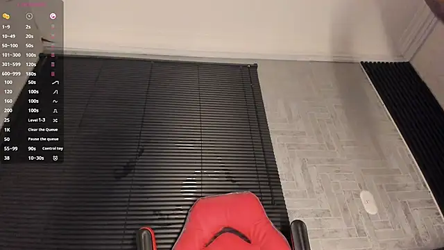 Lil Curved online show from November 7, 11:54 am