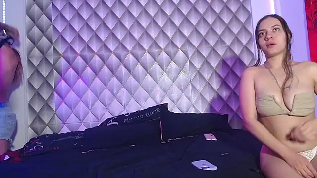 CoupleSwingerLatin online show from April 6, 1:14 am