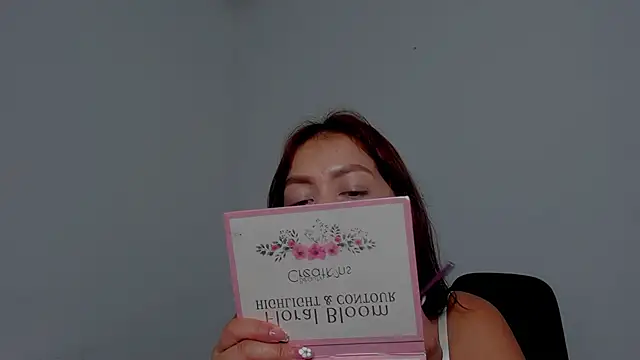 Snapshot of Miaa_Garcia chatting on October 25, 9:53 pm Miaa Garcia online show from October 25, 9:53 pm