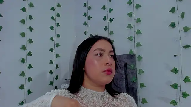 Miaa Garcia online show from May 26, 10:06 pm