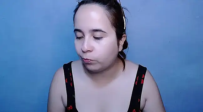 SubLayla01 online show from January 30, 6:21 pm