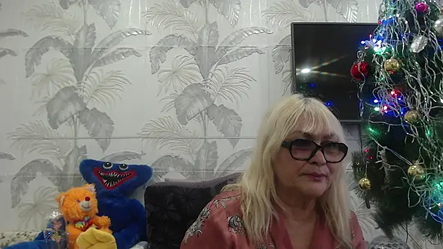 Snapshot of CamDiva113 chatting on January 22, 10:50 am CamDiva113 online show from January 22, 10:50 am